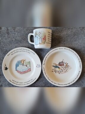 Wedgwood Of Etruria & Barlaston Beatrix Potter Peter Rabbit 3pc Nursery Set